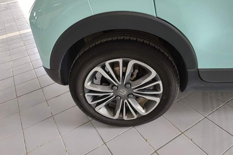 Used Leapmotor T03 2025 403 Comfort Edition Right Rear Wheel Hub