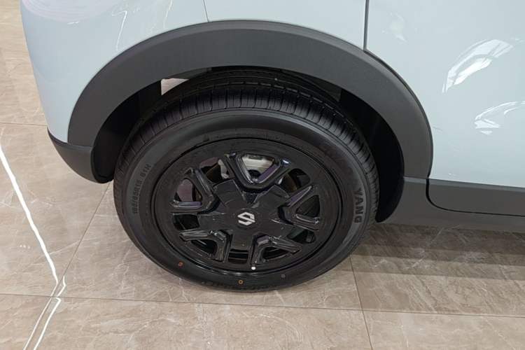 Used Leapmotor T03 2025 310 Comfort Edition Right Rear Wheel Hub