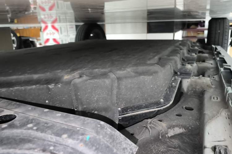 Used Leapmotor T03 2025 403 Comfort Edition Right Side Sill