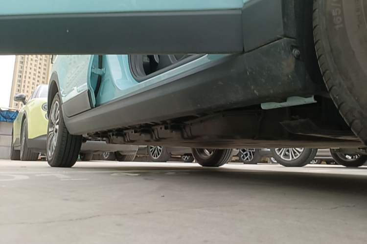 Used Leapmotor T03 2025 403 Comfort Edition Right Side Sill