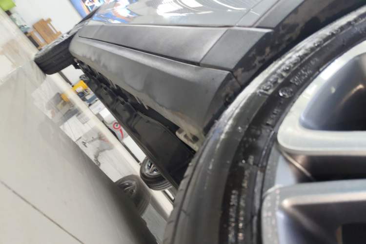 Used Leapmotor T03 2025 403 Comfort Edition Right Side Sill