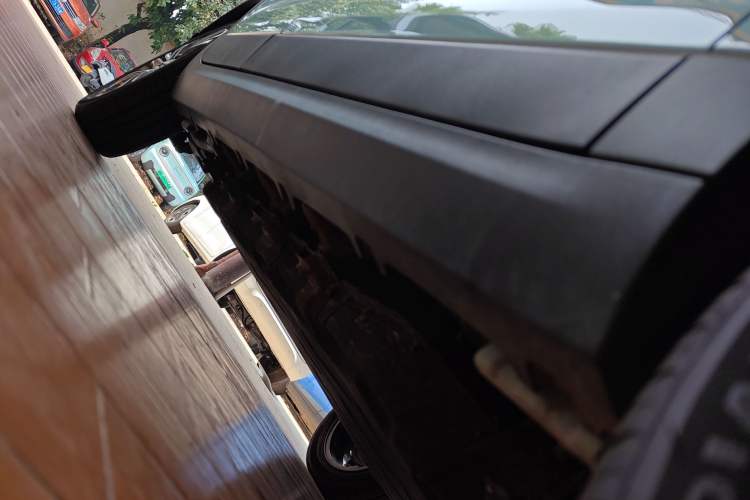 Used Leapmotor T03 2025 403 Comfort Edition Right Side Sill