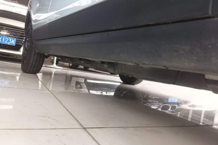 Used Leapmotor T03 2025 310 Comfort Edition Right Side Sill