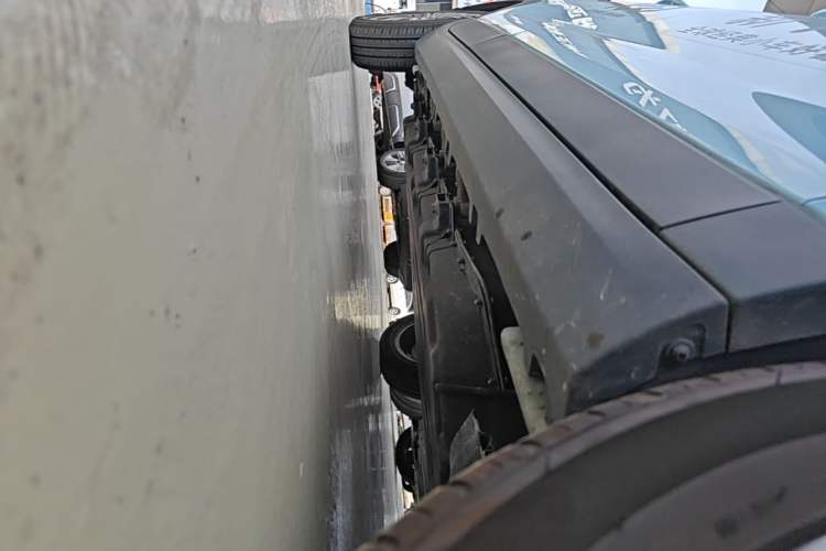 Used Leapmotor T03 2025 403 Comfort Edition Right Side Sill