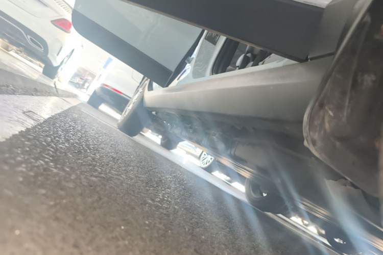 Used Leapmotor T03 2025 310 Comfort Edition Right Side Sill