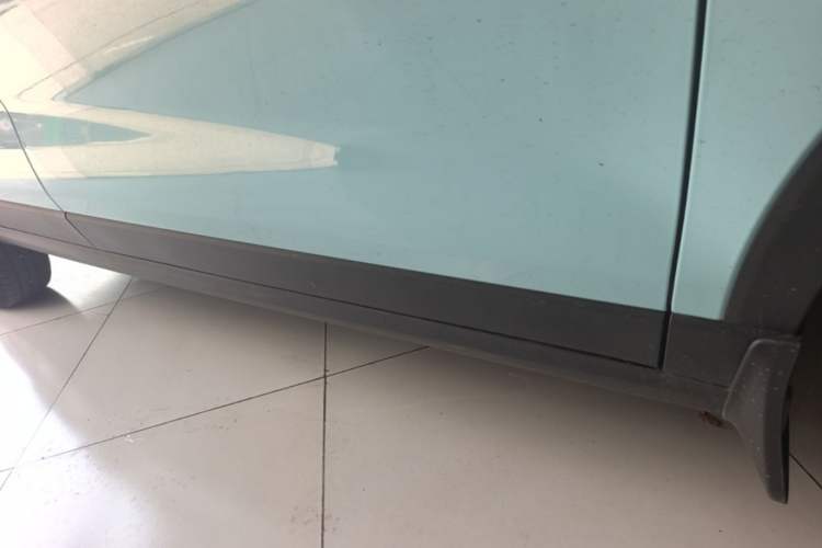Used Leapmotor T03 2025 403 Comfort Edition Right Side Sill