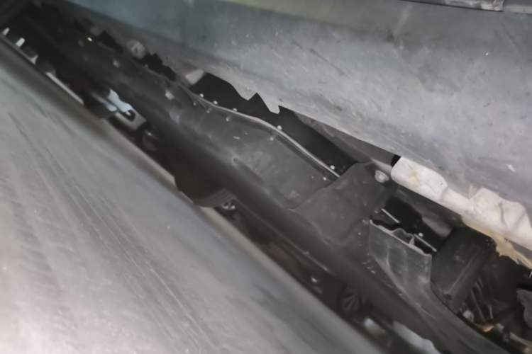 Used Leapmotor T03 2025 310 Comfort Edition Right Side Sill