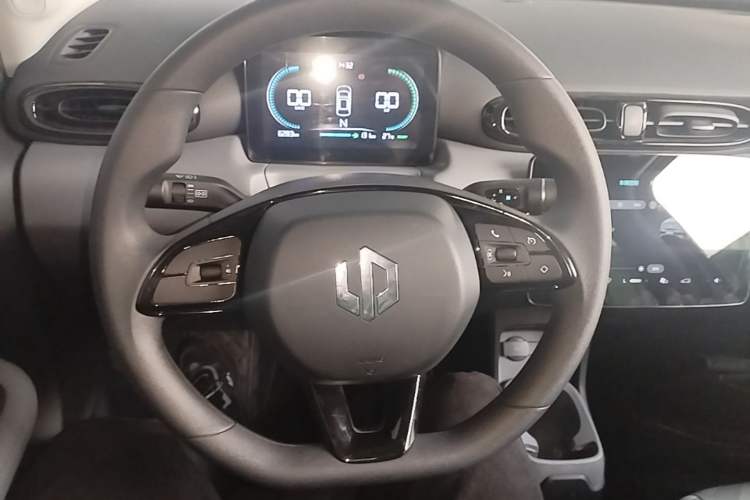 Used Leapmotor T03 2025 403 Comfort Edition Steering Wheel