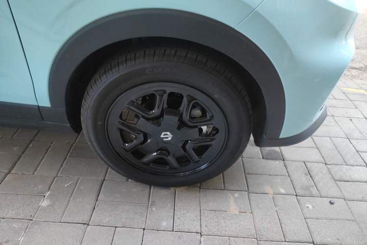 Used Leapmotor T03 2025 310 Comfort Edition Right Front Wheel Hub