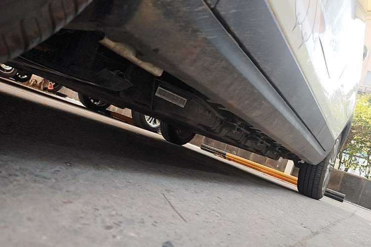 Used Leapmotor T03 2025 403 Comfort Edition Chassis Front Left