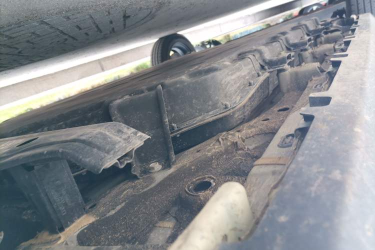 Used Leapmotor T03 2025 310 Comfort Edition Chassis Front Right