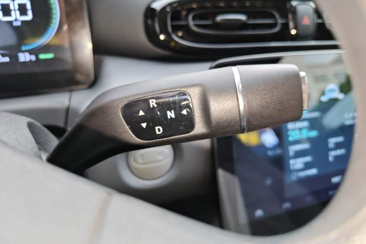 Used Leapmotor T03 2025 403 Comfort Edition Gear Lever