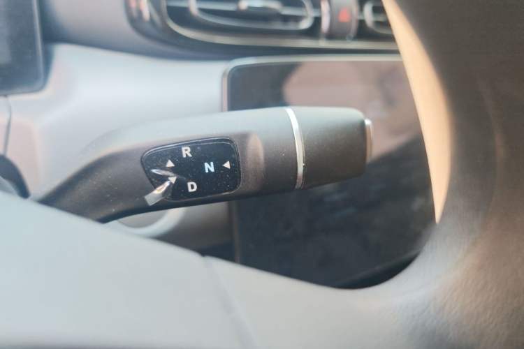 Used Leapmotor T03 2025 310 Comfort Edition Gear Lever