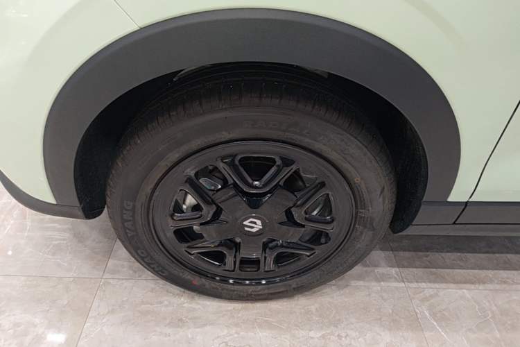 Used Leapmotor T03 2025 310 Comfort Edition Left Front Wheel Hub