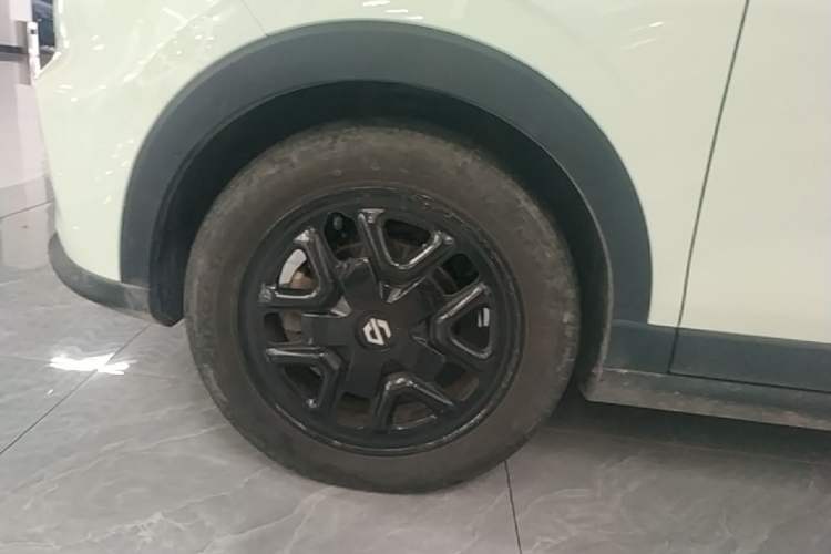 Used Leapmotor T03 2025 310 Comfort Edition Left Front Wheel Hub