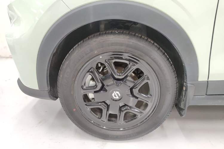 Used Leapmotor T03 2025 310 Comfort Edition Left Front Wheel Hub