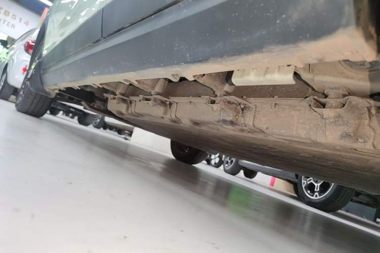 Used Leapmotor T03 2025 310 Comfort Edition Left Side Sill