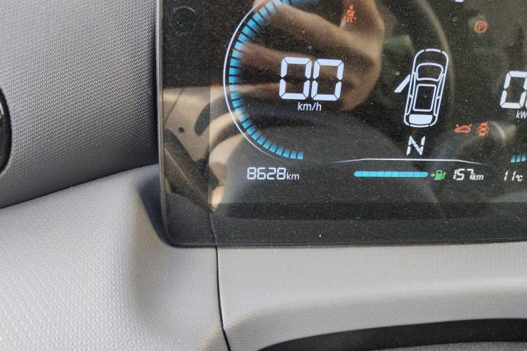 Used Leapmotor T03 2025 310 Comfort Edition Odometer Close Up