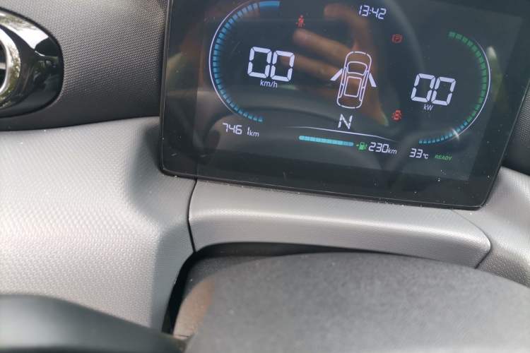 Used Leapmotor T03 2025 310 Comfort Edition Odometer Close Up
