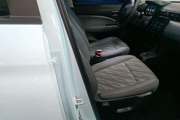 Used Leapmotor T03 2025 403 Comfort Edition Right Front Seat