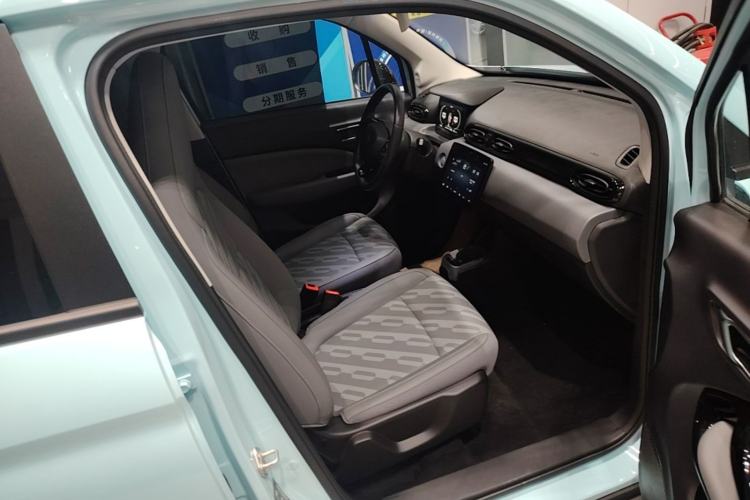 Used Leapmotor T03 2025 403 Comfort Edition Right Front Seat