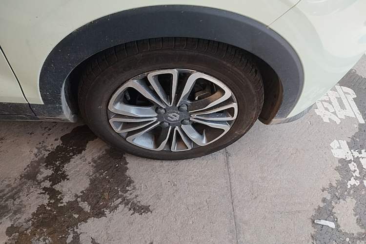 Used Leapmotor T03 2025 403 Comfort Edition Right Front Wheel Hub
