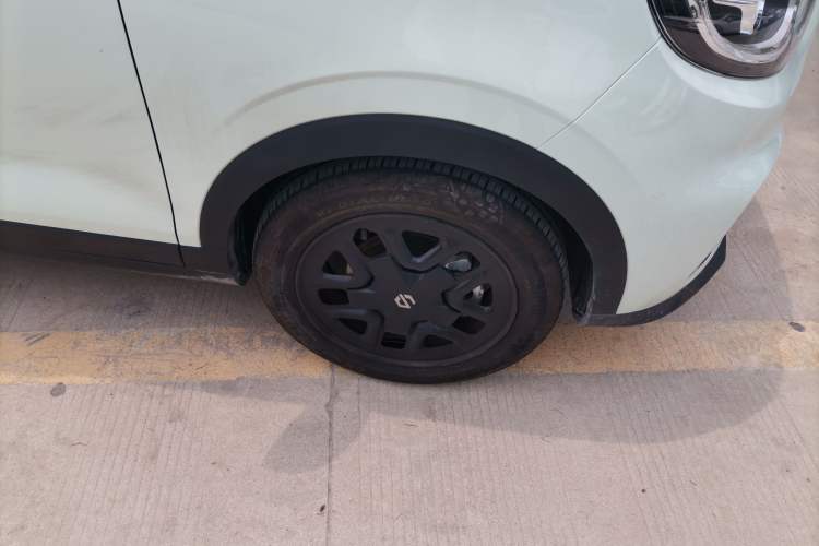 Used Leapmotor T03 2025 310 Comfort Edition Right Front Wheel Hub