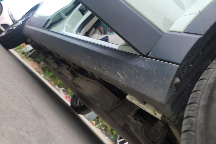 Used Leapmotor T03 2025 310 Comfort Edition Right Side Sill