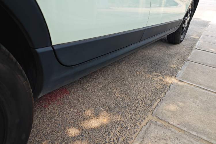 Used Leapmotor T03 2025 310 Comfort Edition Right Side Sill