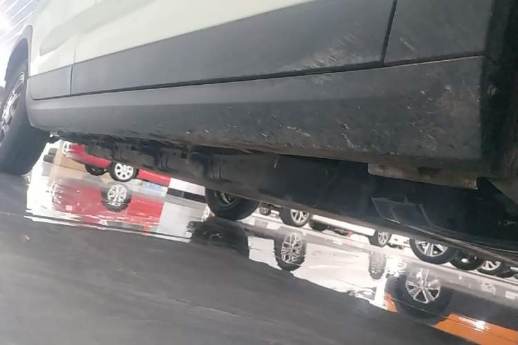 Used Leapmotor T03 2025 310 Comfort Edition Right Side Sill