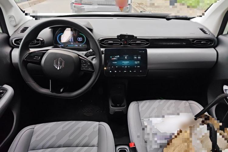 Used Leapmotor T03 2025 310 Comfort Edition Center Console