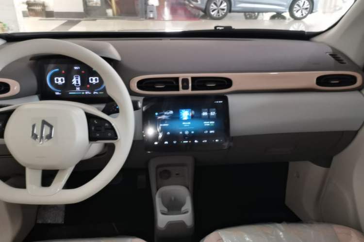 Used Leapmotor T03 2025 310 Comfort Edition Audio And AC Panel