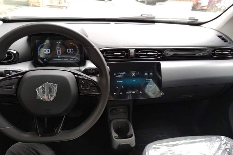 Used Leapmotor T03 2025 310 Comfort Edition Audio And AC Panel