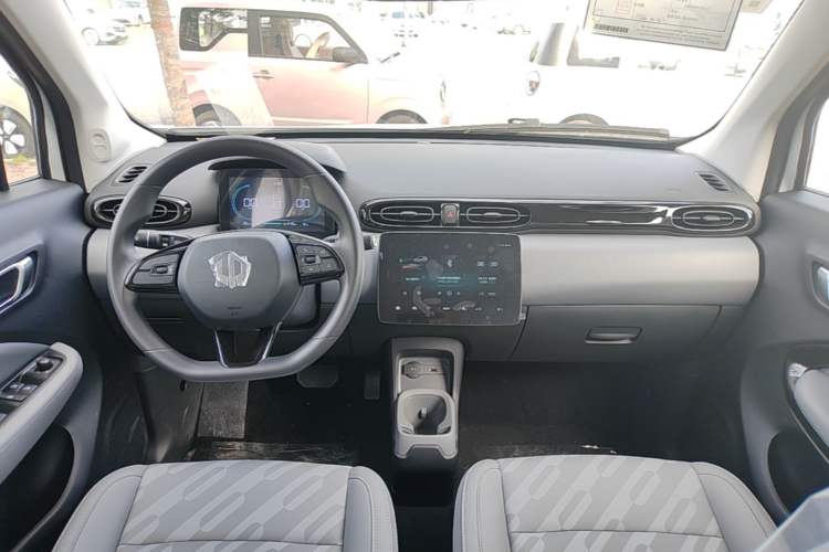 Used Leapmotor T03 2025 310 Comfort Edition Center Console