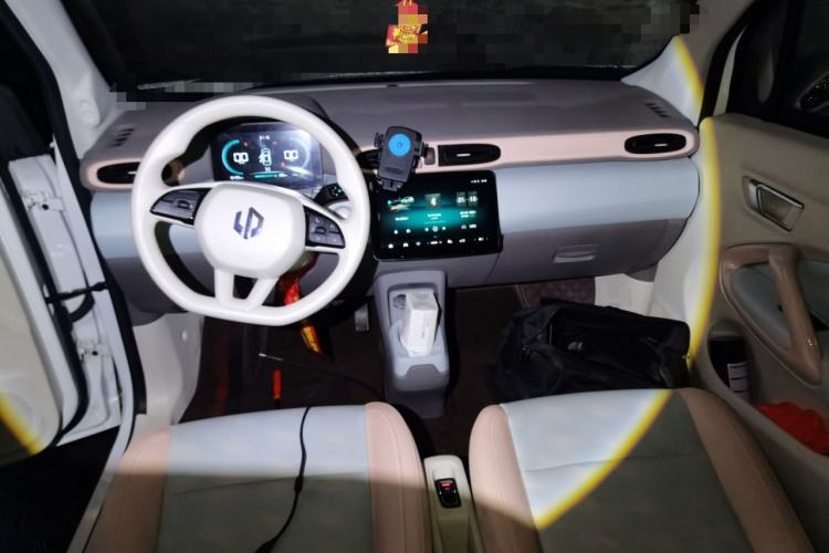 Used Leapmotor T03 2025 310 Comfort Edition Center Console