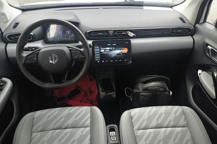Used Leapmotor T03 2025 310 Comfort Edition Center Console