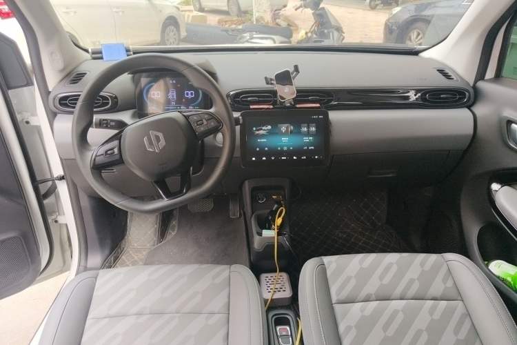 Used Leapmotor T03 2025 310 Comfort Edition Center Console