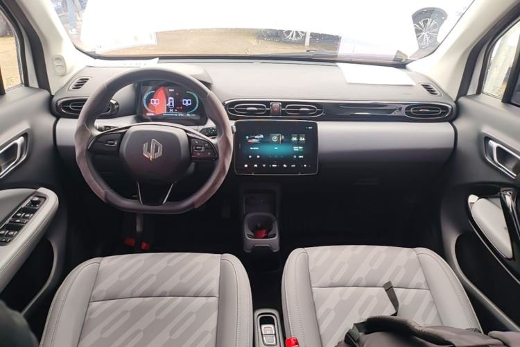 Used Leapmotor T03 2025 310 Comfort Edition Center Console