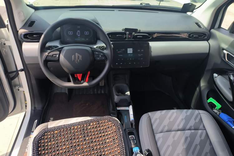 Used Leapmotor T03 2025 310 Comfort Edition Center Console