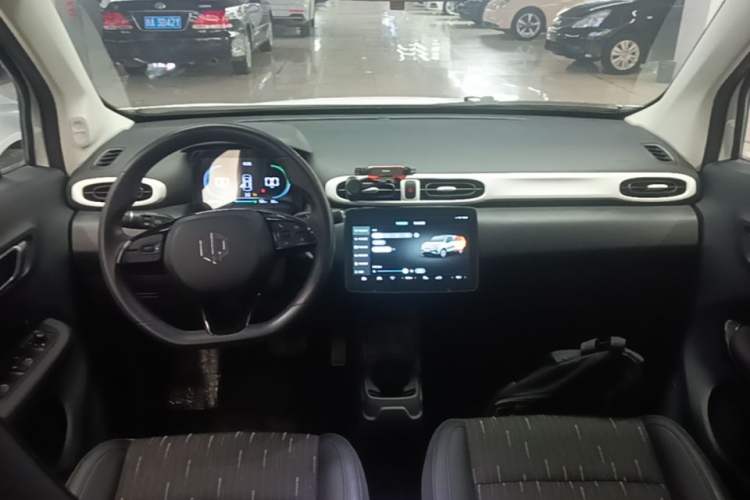 Used Leapmotor T03 2025 403 Comfort Edition Center Console