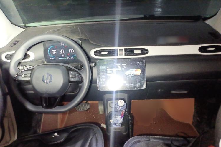 Used Leapmotor T03 2025 310 Comfort Edition Center Console