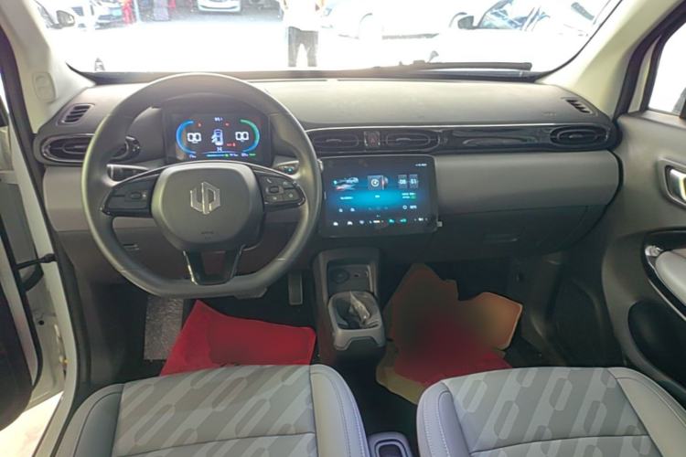 Used Leapmotor T03 2025 310 Comfort Edition Center Console