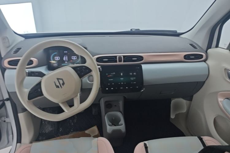 Used Leapmotor T03 2025 310 Comfort Edition Center Console