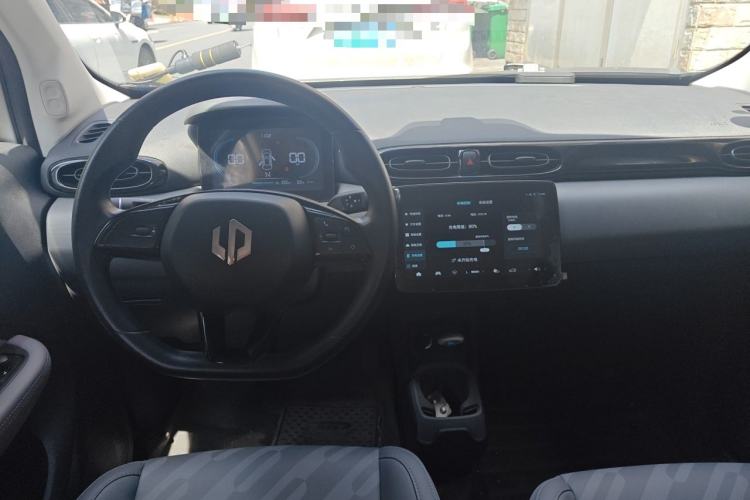 Used Leapmotor T03 2025 310 Comfort Edition Center Console