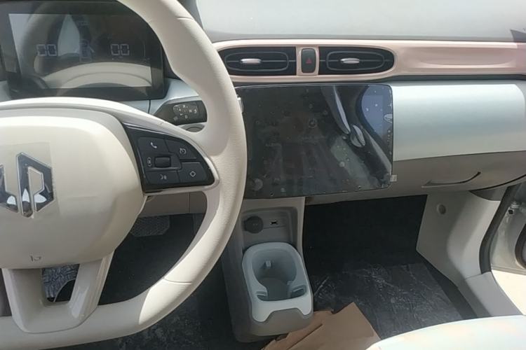 Used Leapmotor T03 2025 310 Comfort Edition Center Console