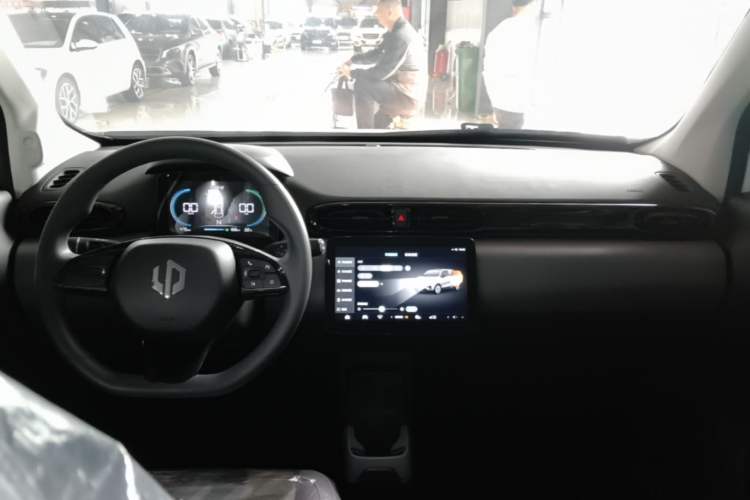 Used Leapmotor T03 2025 310 Comfort Edition Center Console