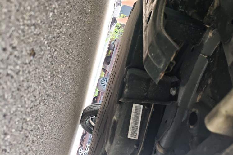 Used Leapmotor T03 2025 310 Comfort Edition Chassis Front Left
