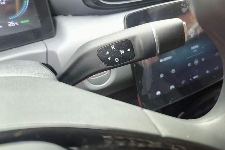 Used Leapmotor T03 2025 310 Comfort Edition Gear Lever