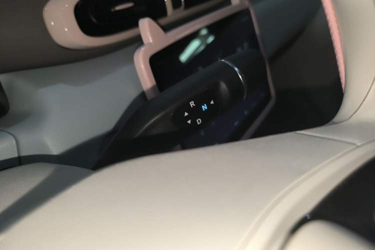 Used Leapmotor T03 2025 310 Comfort Edition Gear Lever