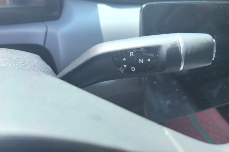 Used Leapmotor T03 2025 310 Comfort Edition Gear Lever